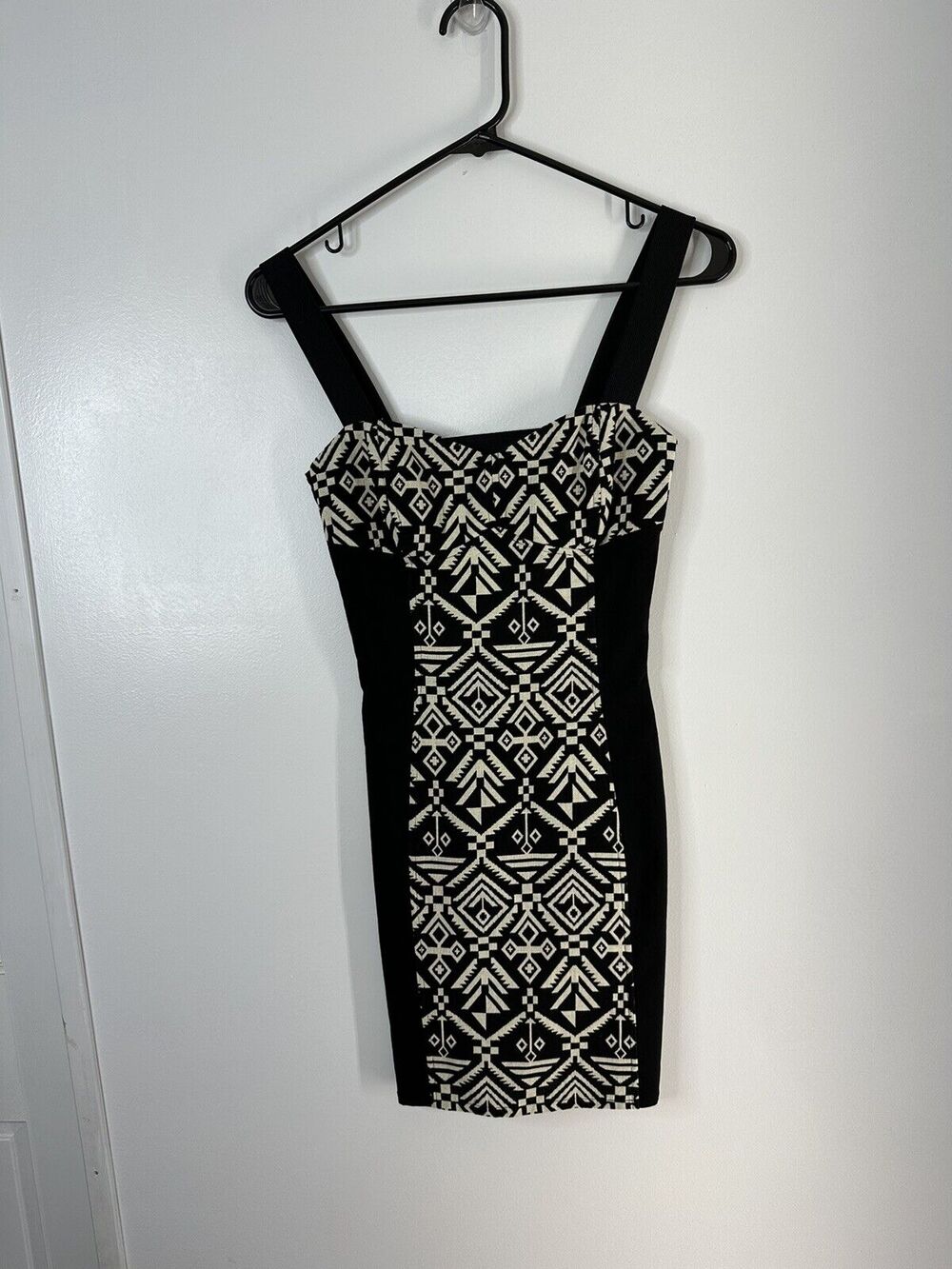 Divided By H&M Black White Body Con Mini Dress Size 4 Southwestern Print Stretch
